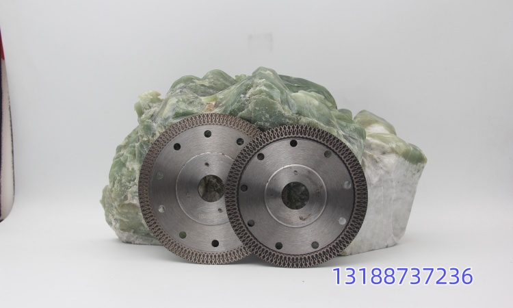 Diamond saw blade