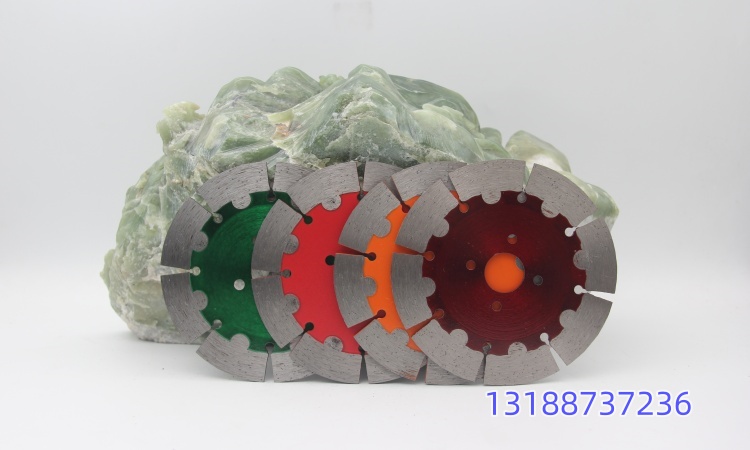 How to Use Saw Blades for Precise Stone Cutting
